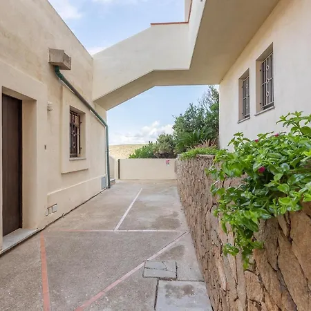 Awesome In With Kitchen Apartment Arbus
