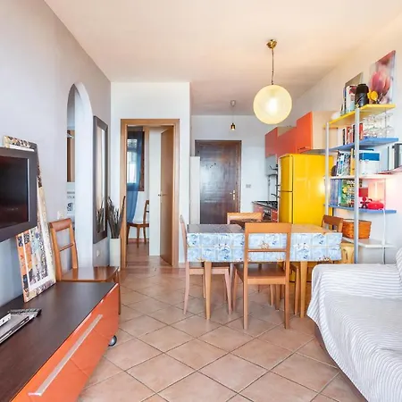 Awesome In With Kitchen *