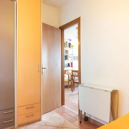 2 Bedroom Beautiful In アパート アルブス